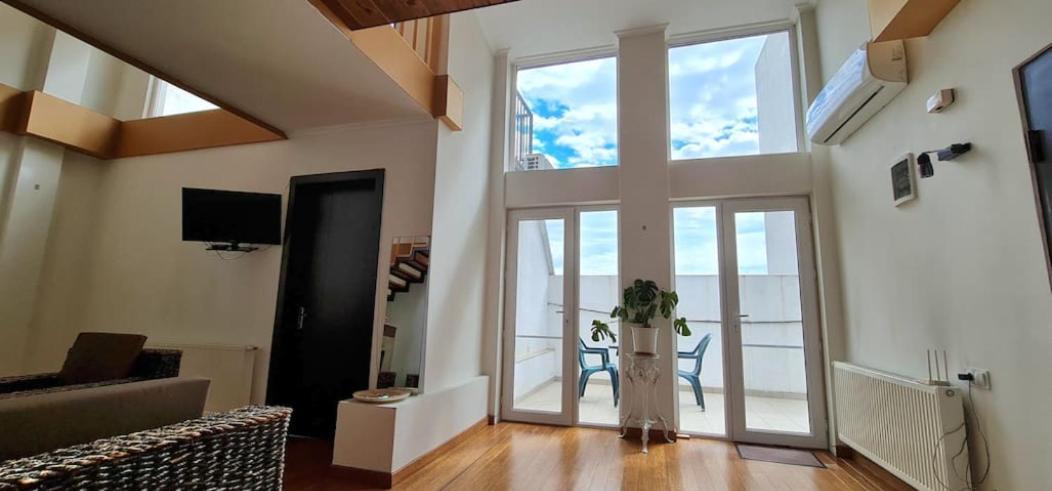 Duplex Apartment In The City Center Tbilisi ภายนอก รูปภาพ